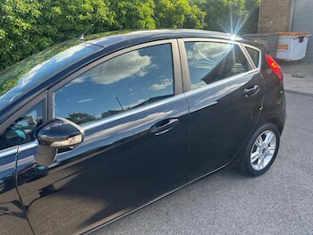 Used Ford Fiesta 2017 for sale - 76627471: Photo