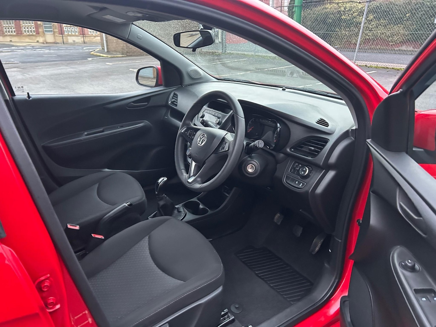 Used Vauxhall Viva 2016 for sale - 77319380: Photo 19