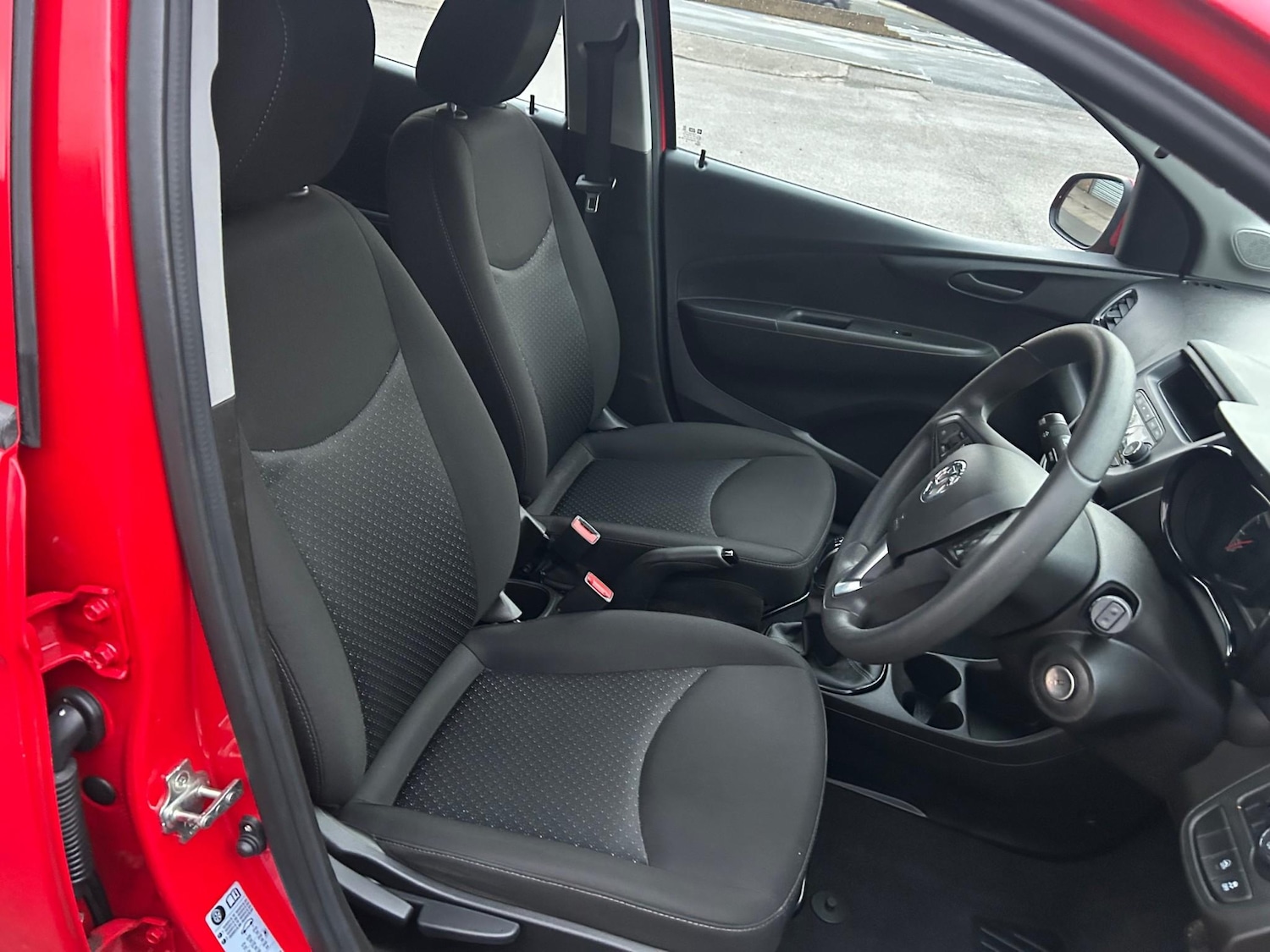 Used Vauxhall Viva 2016 for sale - 77319380: Photo 20