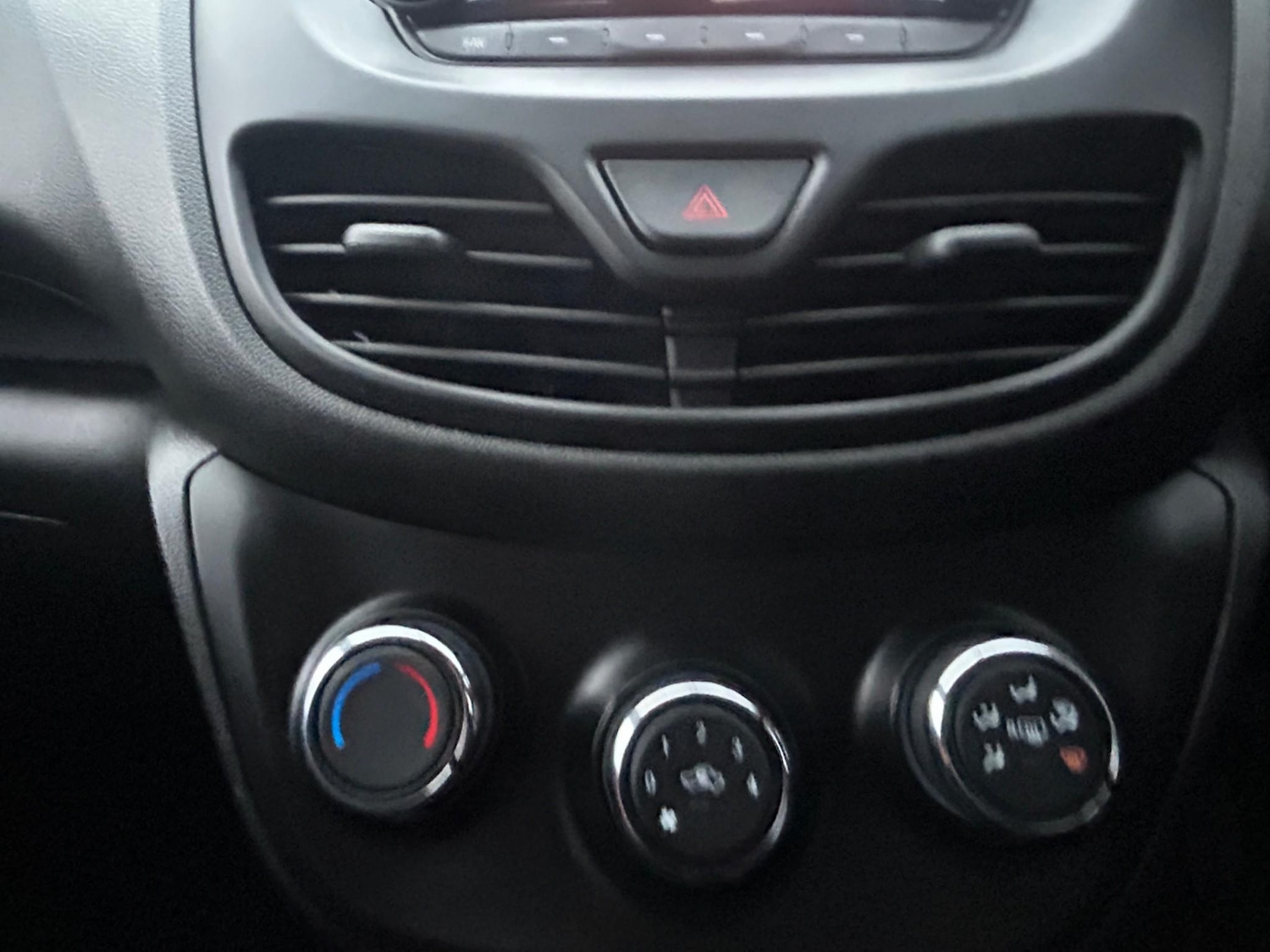 Used Vauxhall Viva 2016 for sale - 77319380: Photo 29