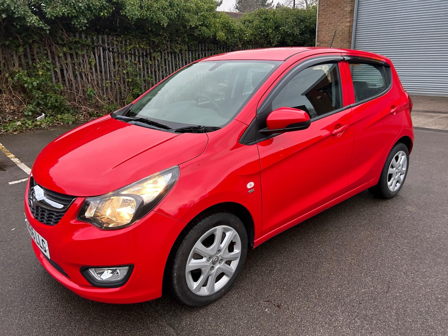 Used Vauxhall Viva 2016 for sale - 77319380: Photo 3