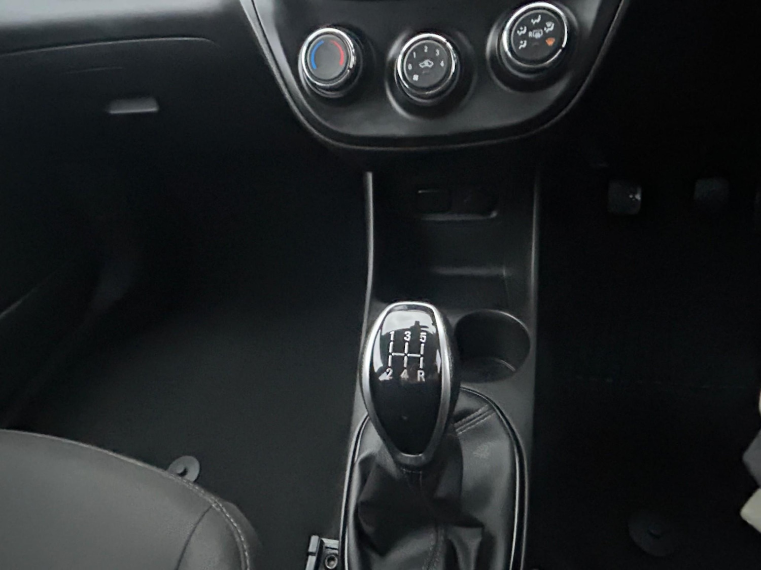 Used Vauxhall Viva 2016 for sale - 77319380: Photo 32