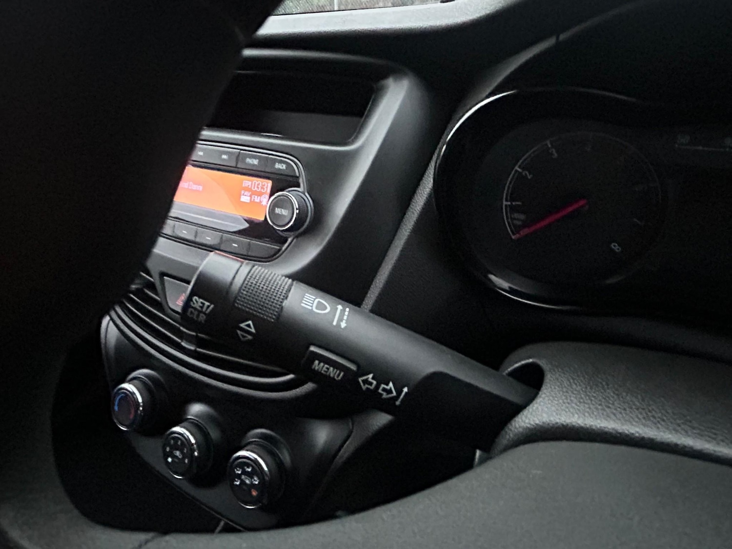 Used Vauxhall Viva 2016 for sale - 77319380: Photo 35