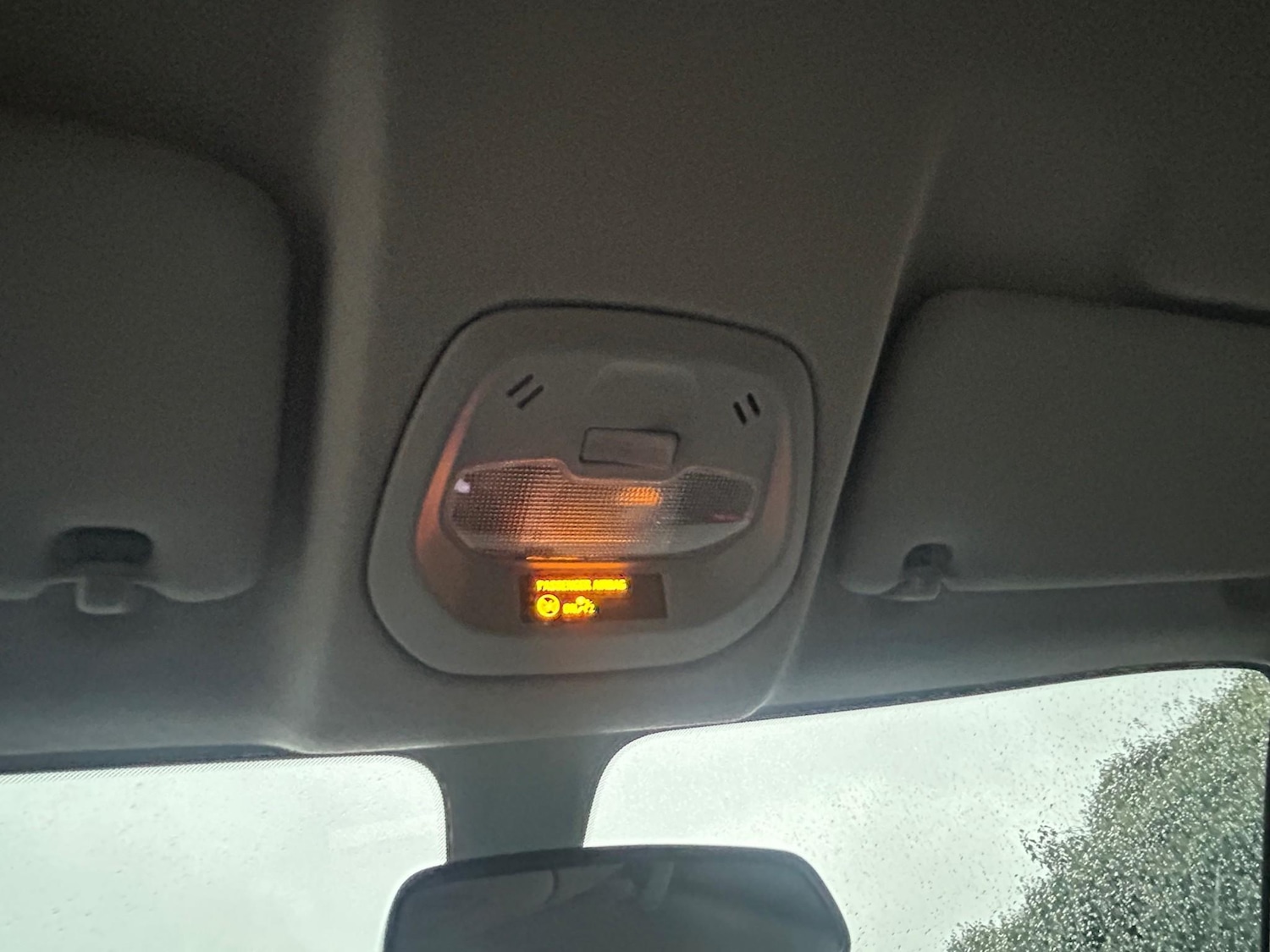 Used Vauxhall Viva 2016 for sale - 77319380: Photo 42