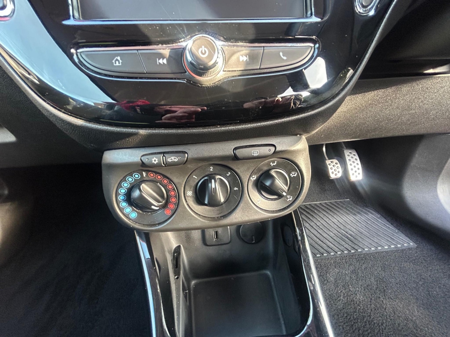 Used Vauxhall ADAM 2018 for sale - 76866801: Photo 32