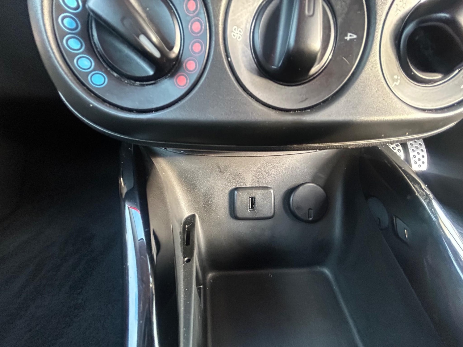 Used Vauxhall ADAM 2018 for sale - 76866801: Photo 33