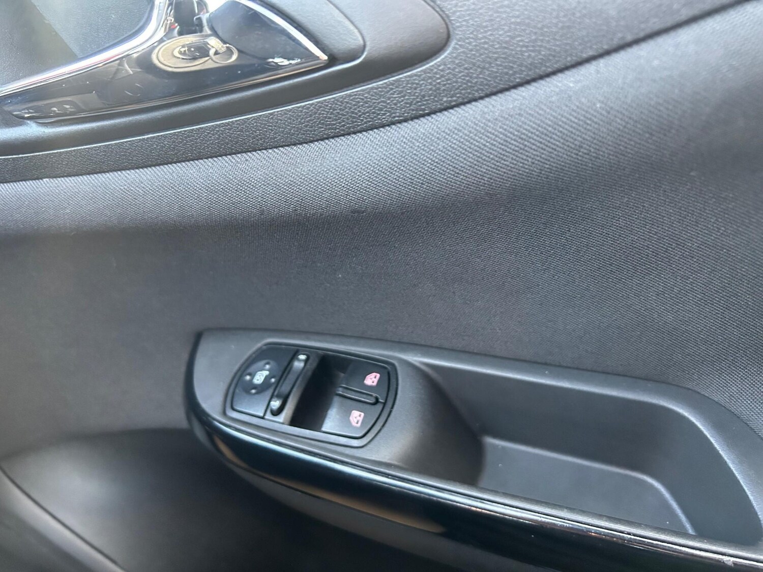 Used Vauxhall Corsa 2016 for sale - 76750709: Photo 44