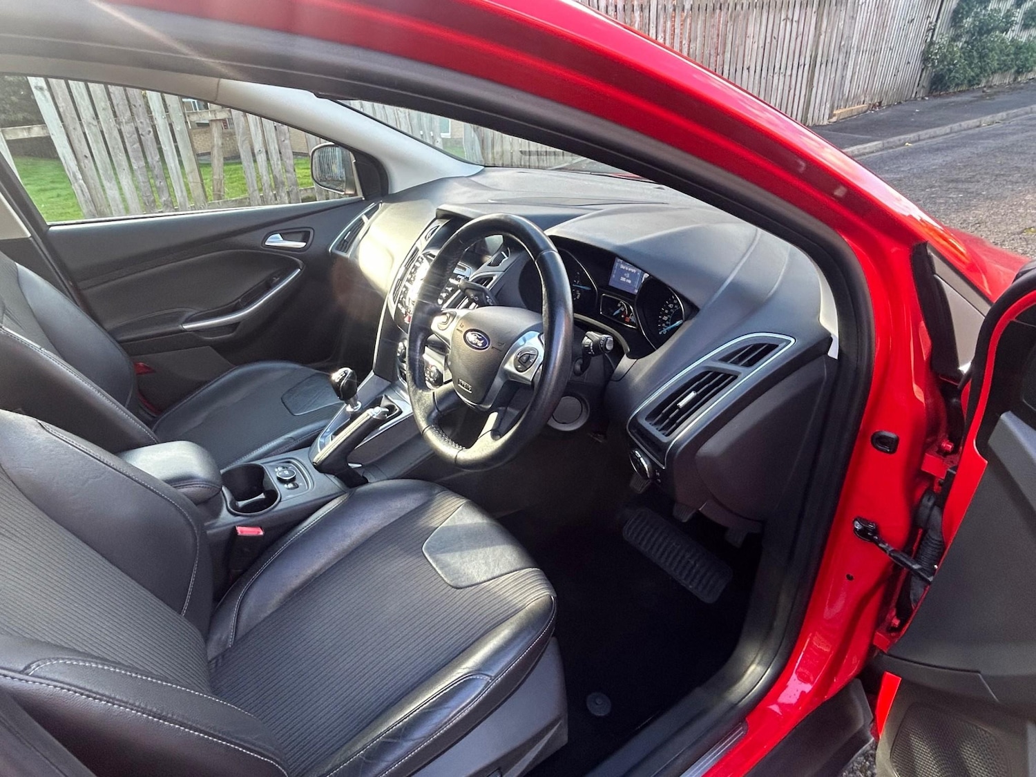 Used Ford Focus 2014 for sale - 76627476: Photo 18