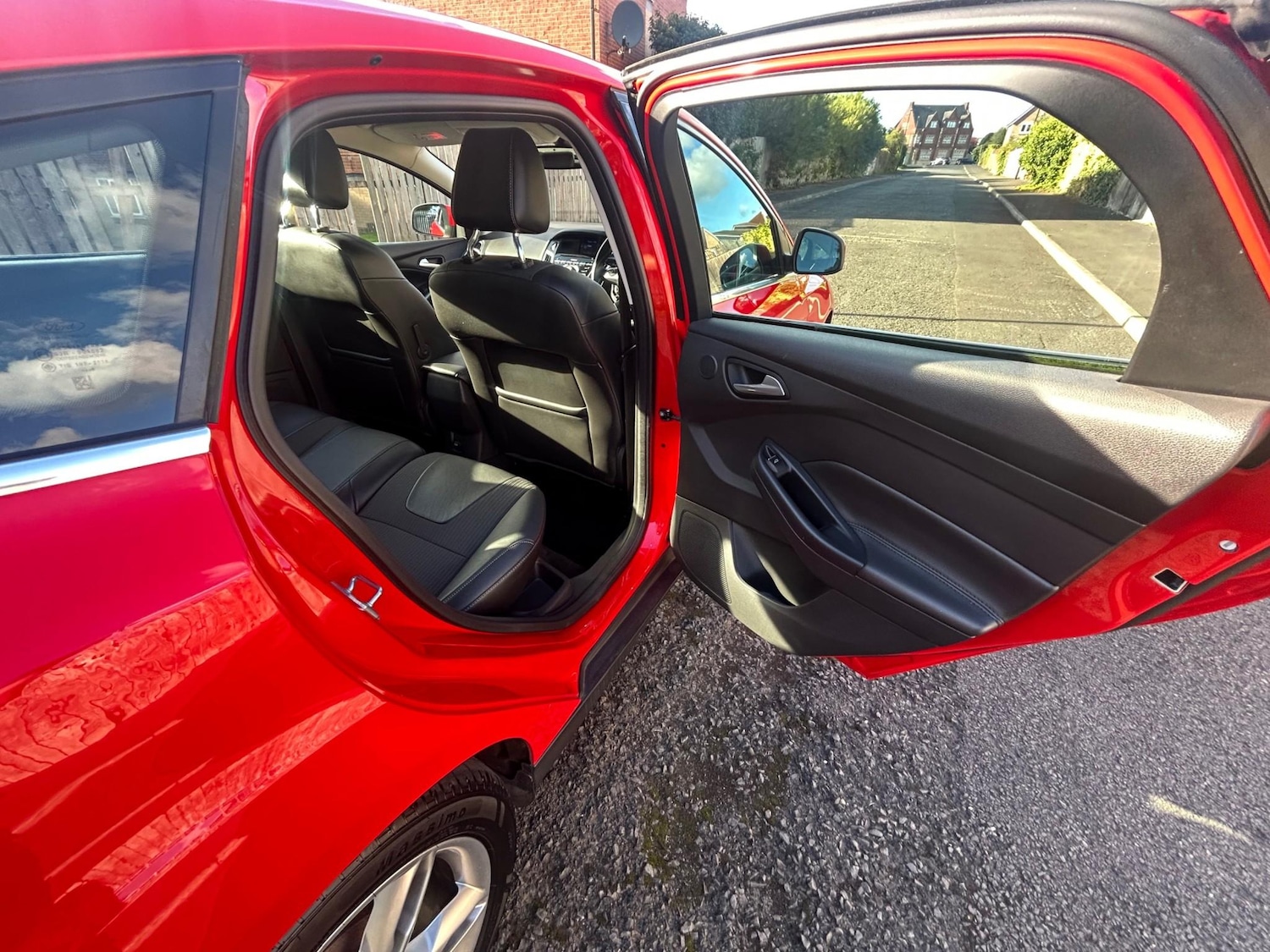 Used Ford Focus 2014 for sale - 76627476: Photo 29