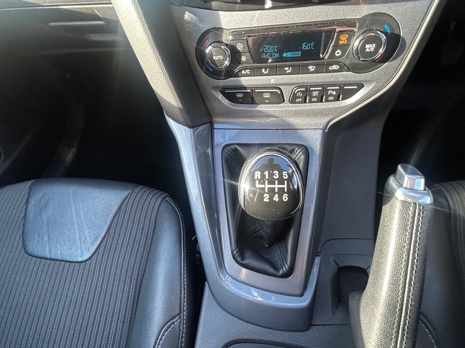 Used Ford Focus 2014 for sale - 76627476: Photo 32