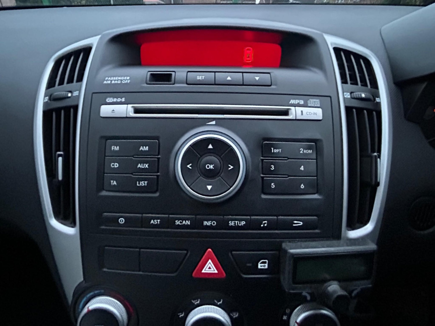 Used Kia Ceed 2011 for sale - 76942803: Photo 28