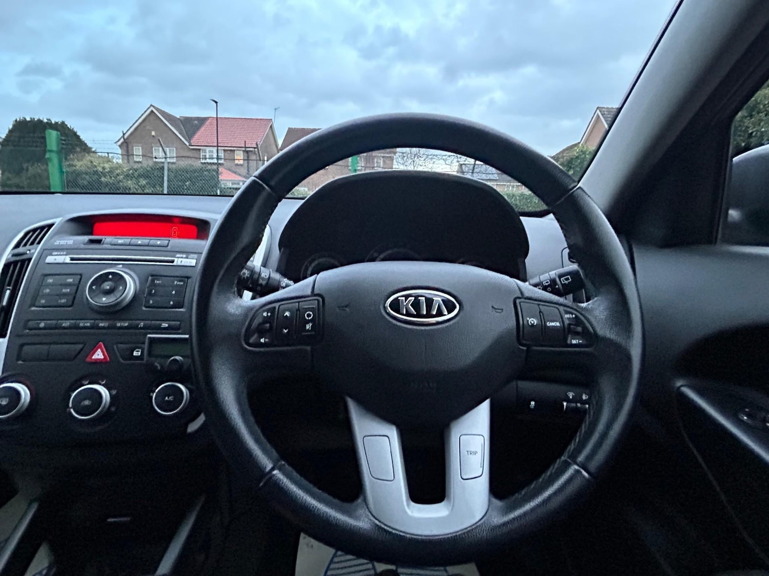 Used Kia Ceed 2011 for sale - 76942803: Photo 32