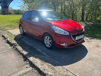 Used Peugeot 208 2015 for sale - 78166722: Photo