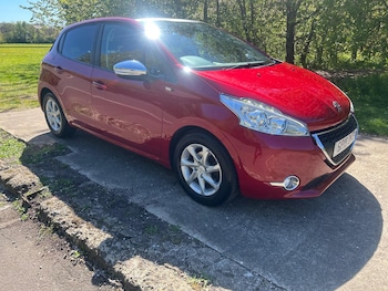 Used Peugeot 208 2015 for sale - 78166722: Photo
