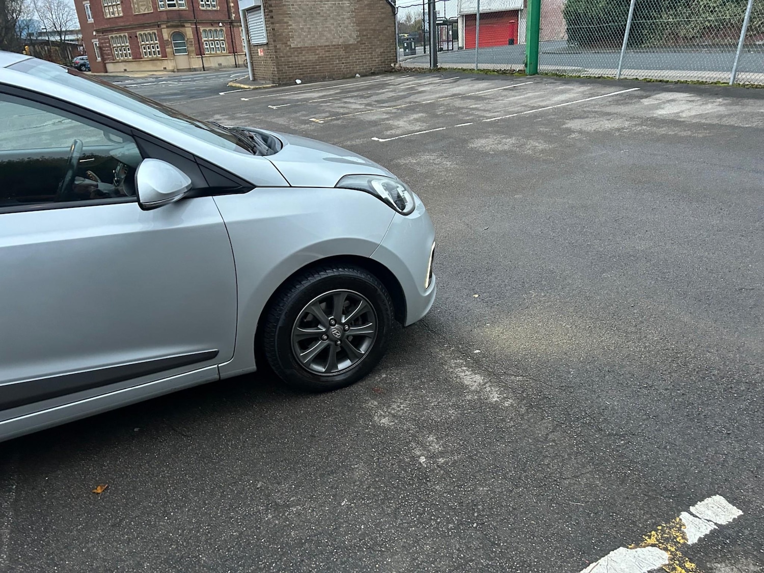 Used Hyundai i10 2014 for sale - 76641438: Photo 12