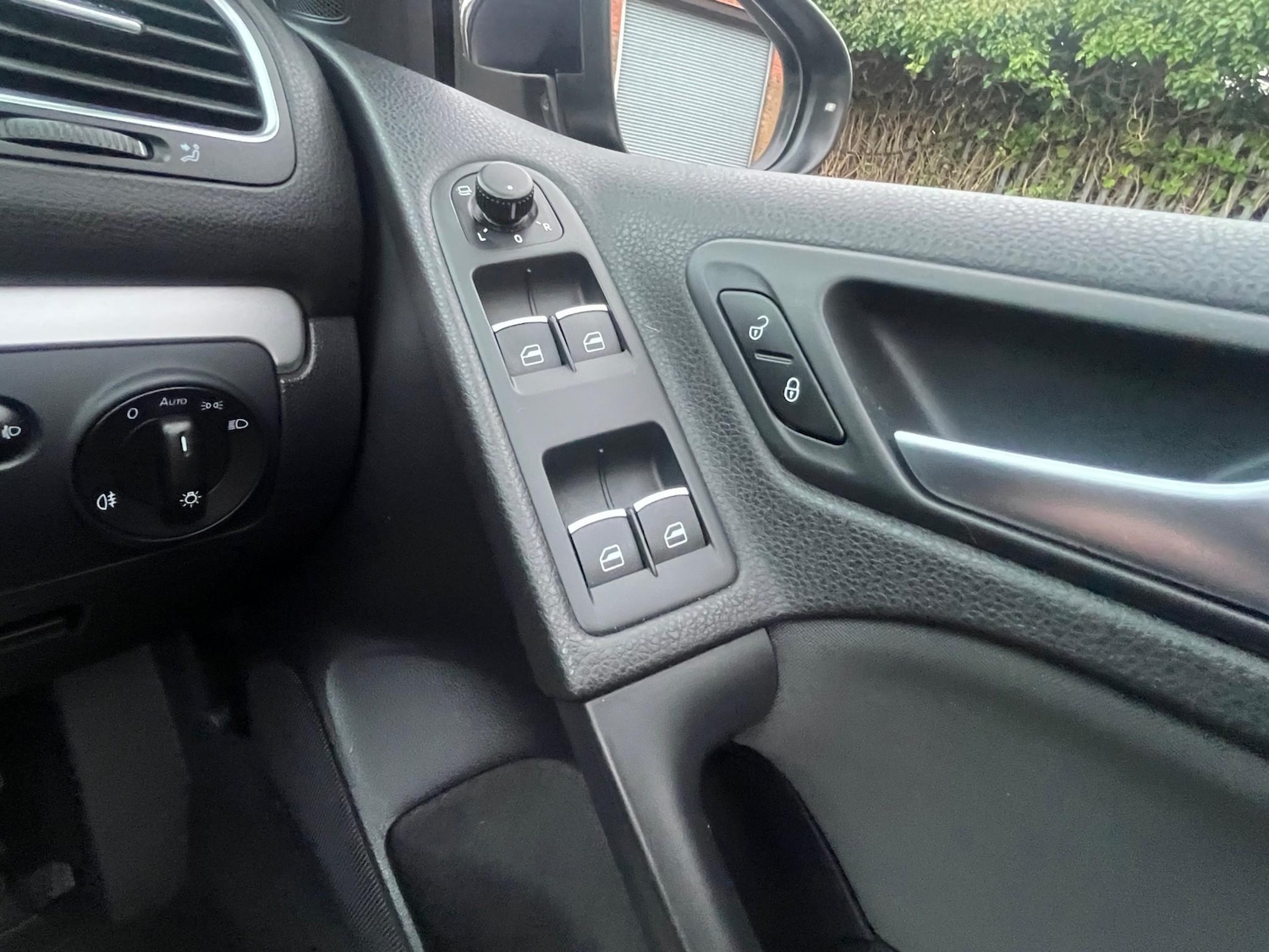 Used Volkswagen Golf 2013 for sale - 77037073: Photo 43