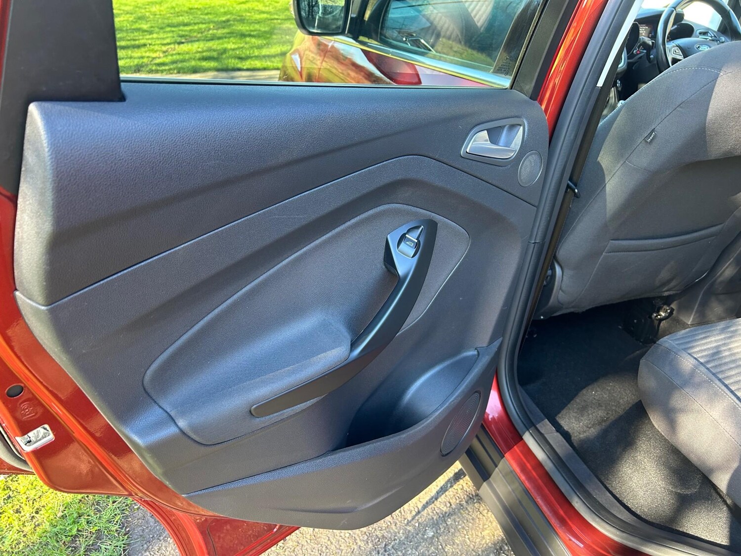 Used Ford C-Max 2015 for sale - 78166733: Photo 44