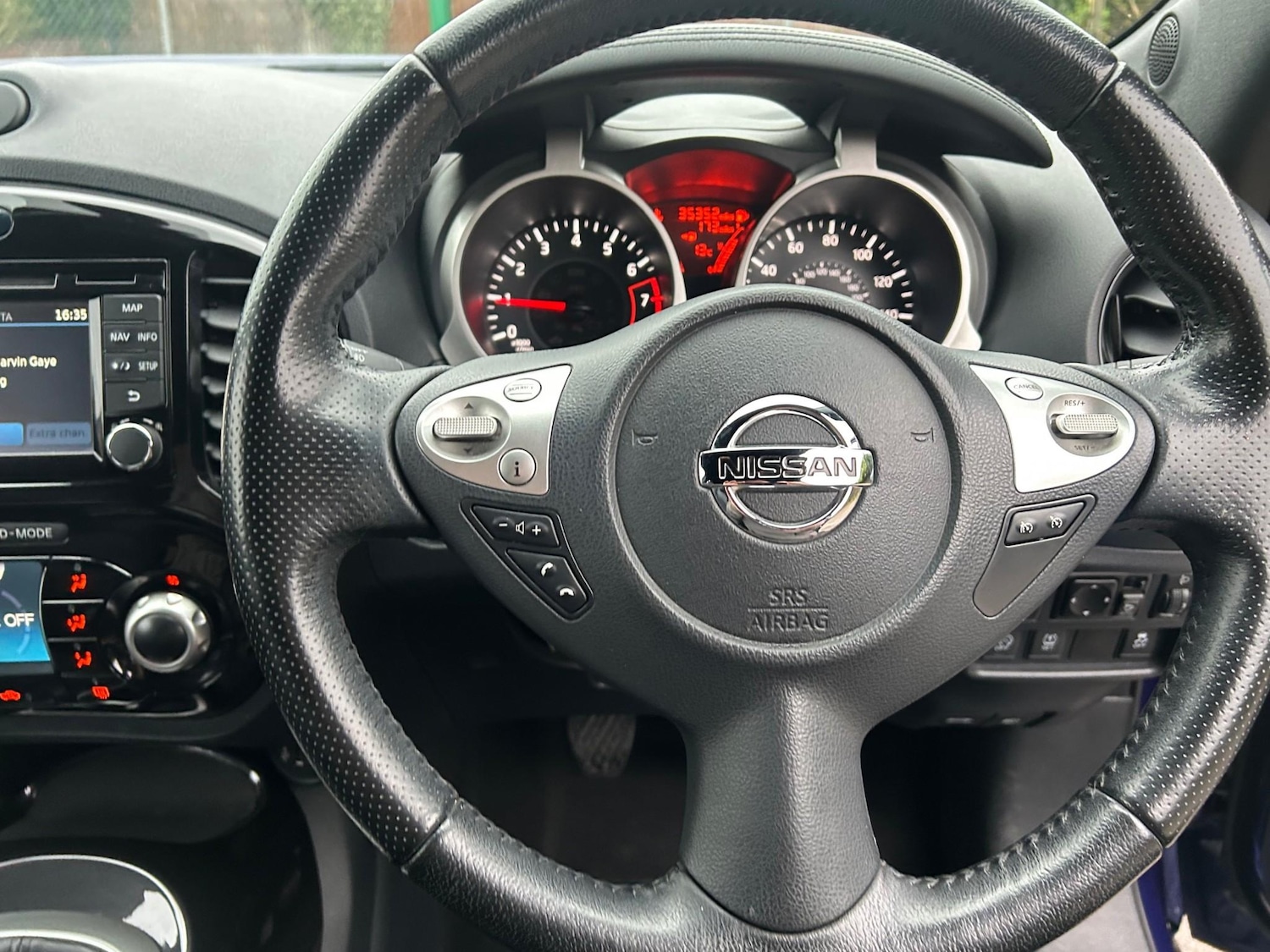 Used Nissan Juke 2017 for sale - 76627469: Photo 29