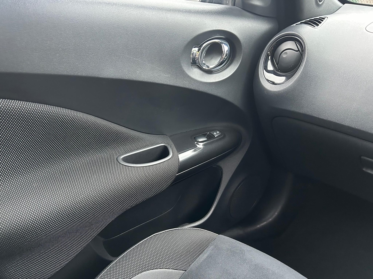 Used Nissan Juke 2017 for sale - 76627469: Photo 33