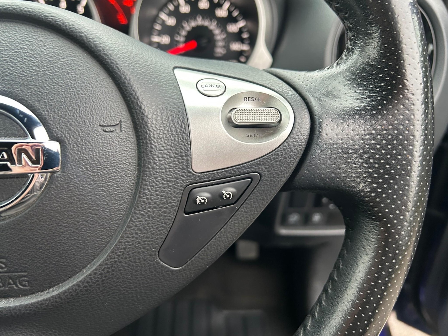 Used Nissan Juke 2017 for sale - 76627469: Photo 37