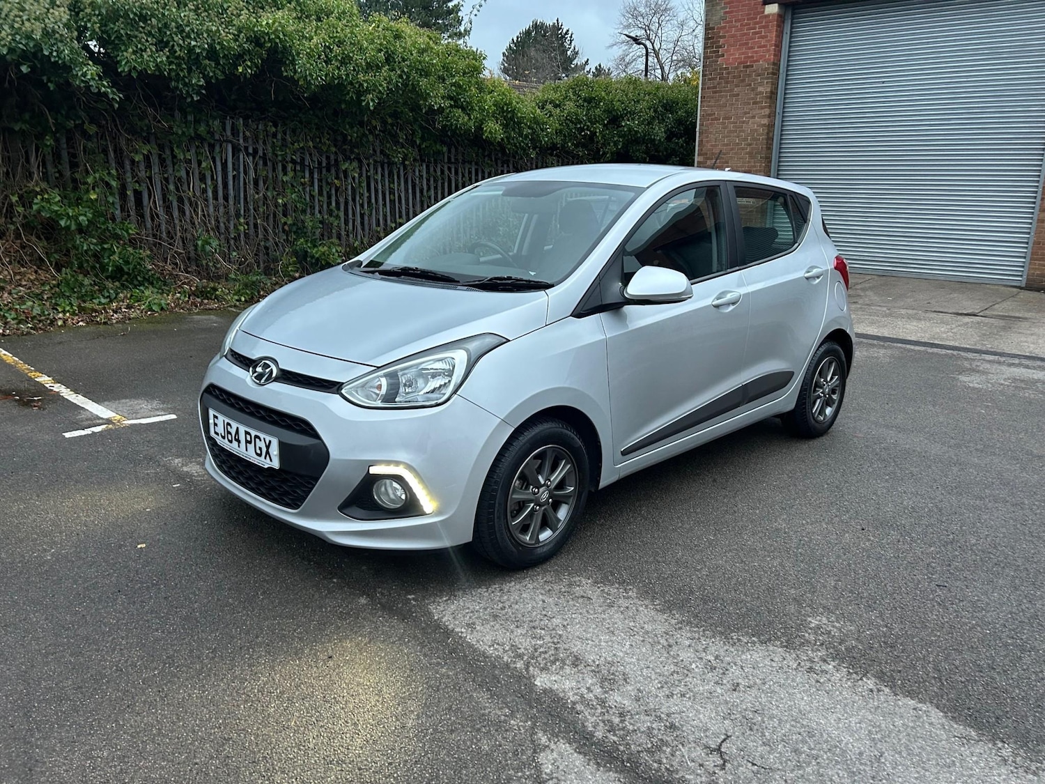 Used Hyundai i10 2014 for sale - 76665218: Photo 1