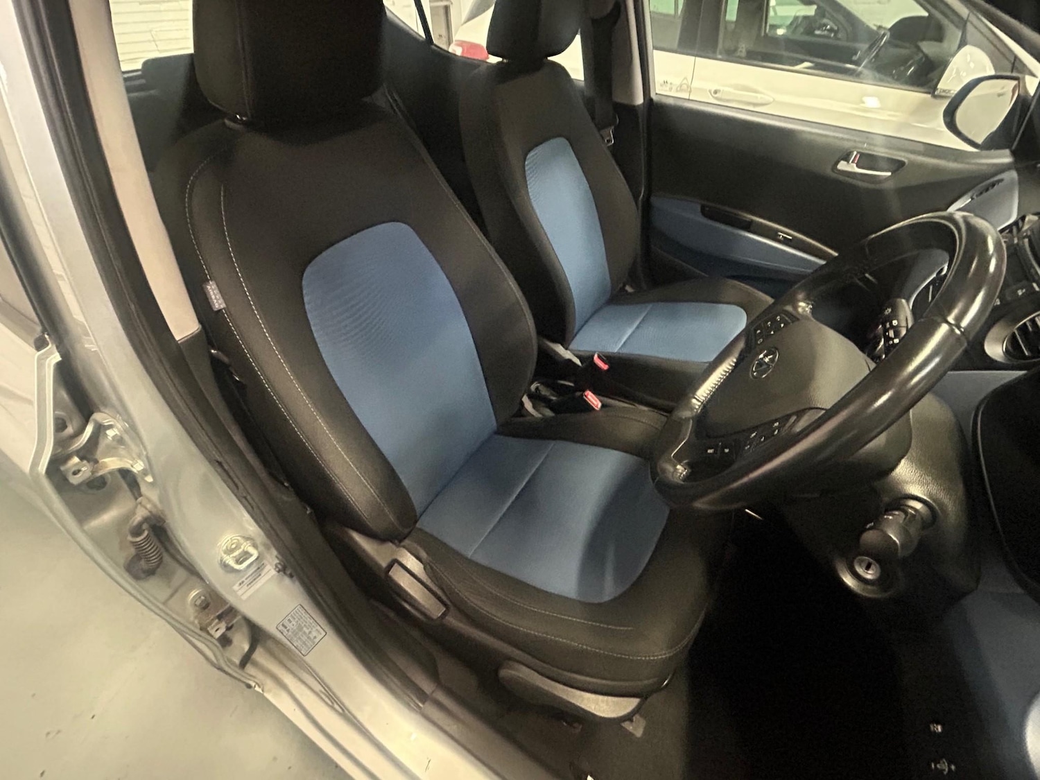 Used Hyundai i10 2014 for sale - 76665218: Photo 17