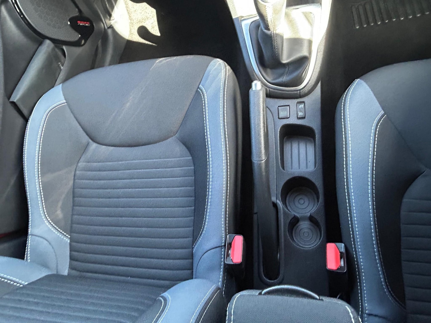 Used Renault Clio 2015 for sale - 77890713: Photo 35