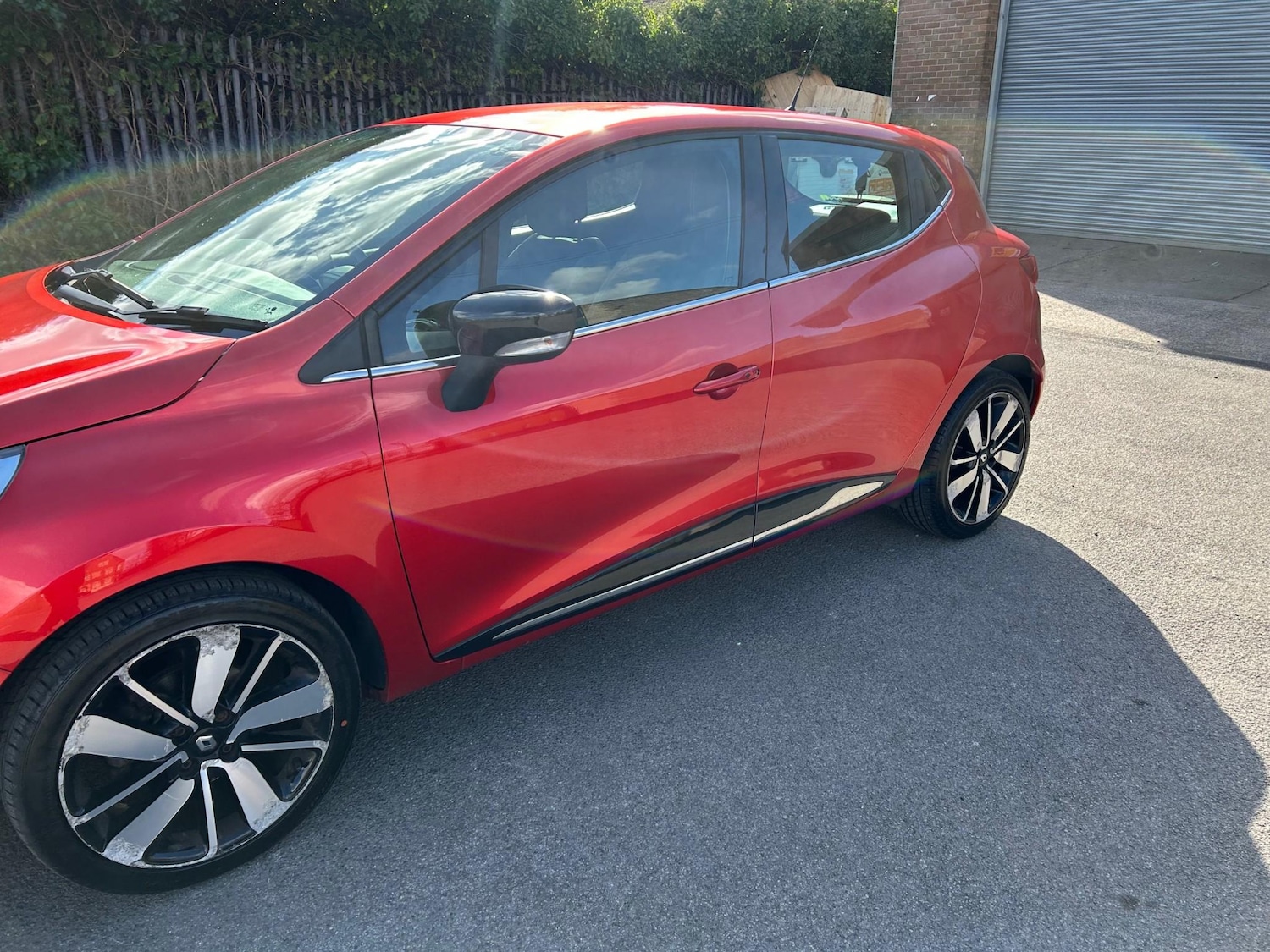 Used Renault Clio 2015 for sale - 77890713: Photo 4