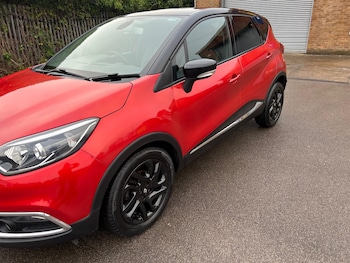 Used Renault Captur 2016 for sale - 76949476: Photo