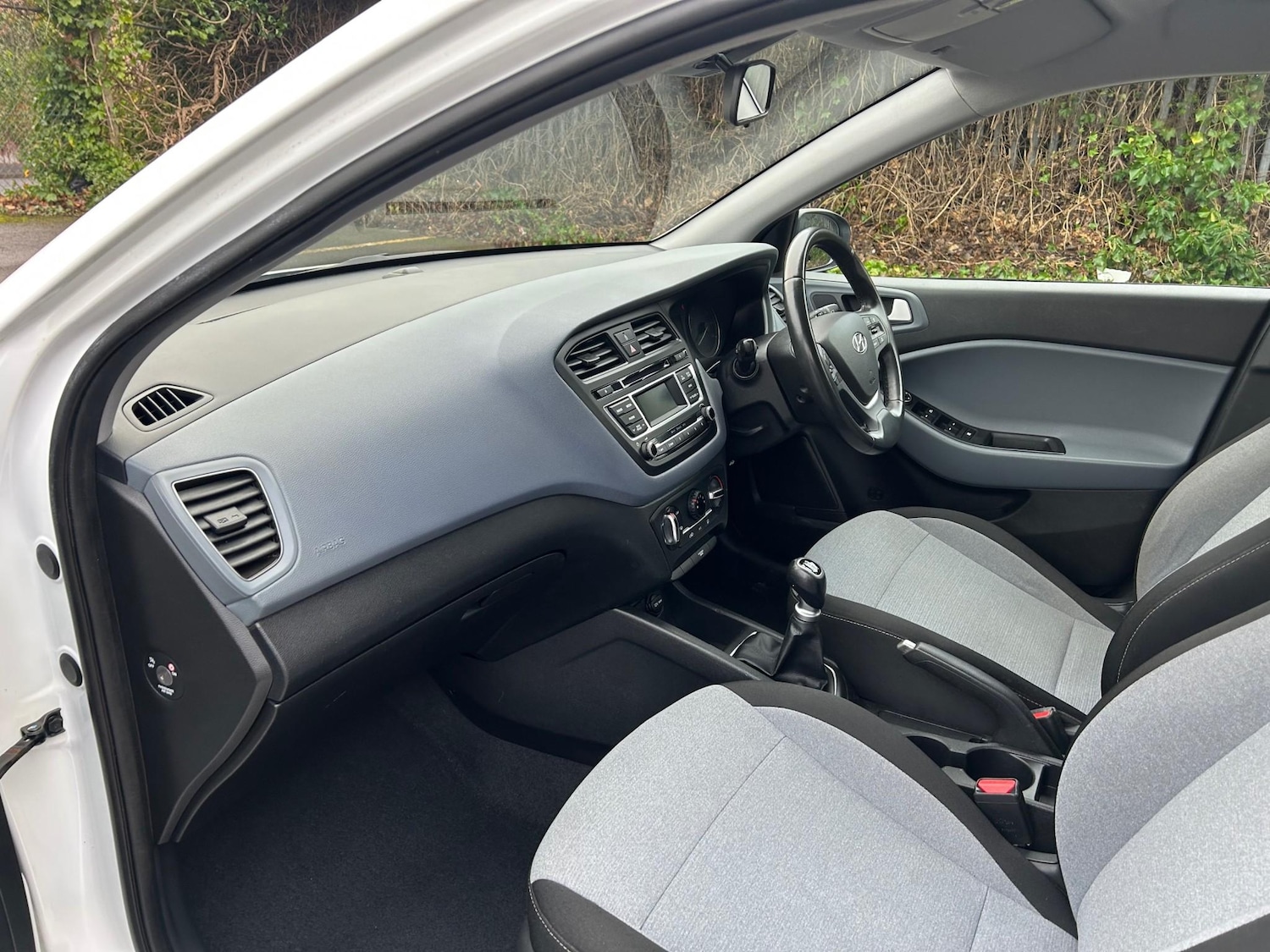 Used Hyundai i20 2016 for sale - 77013829: Photo 18