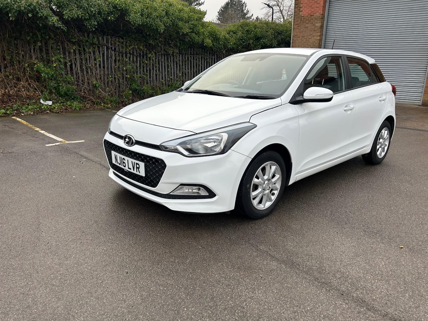 Used Hyundai i20 2016 for sale - 77013829: Photo 2