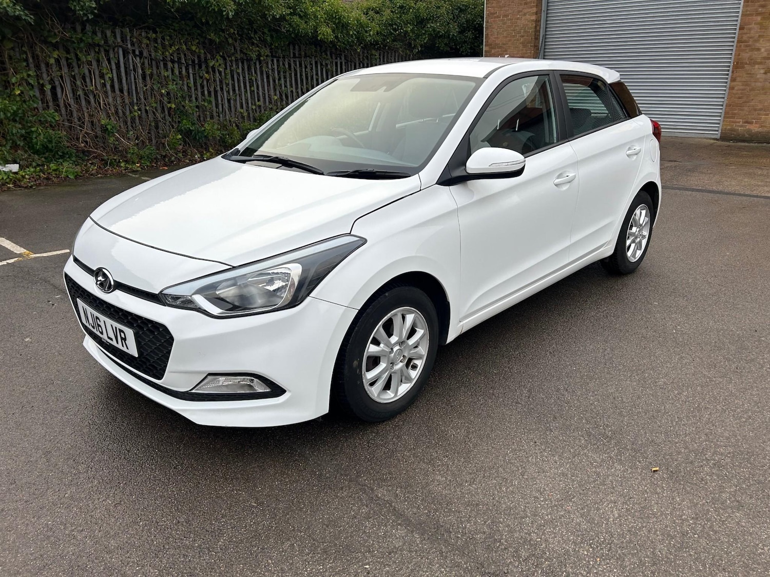 Used Hyundai i20 2016 for sale - 77013829: Photo 3