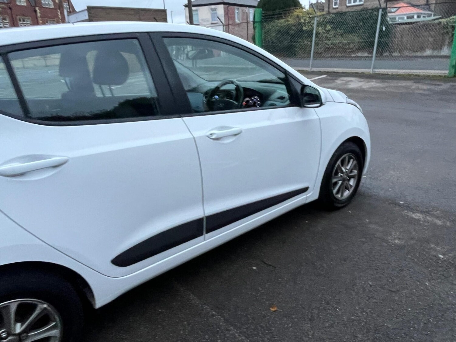 Used Hyundai i10 2016 for sale - 76641436: Photo 11