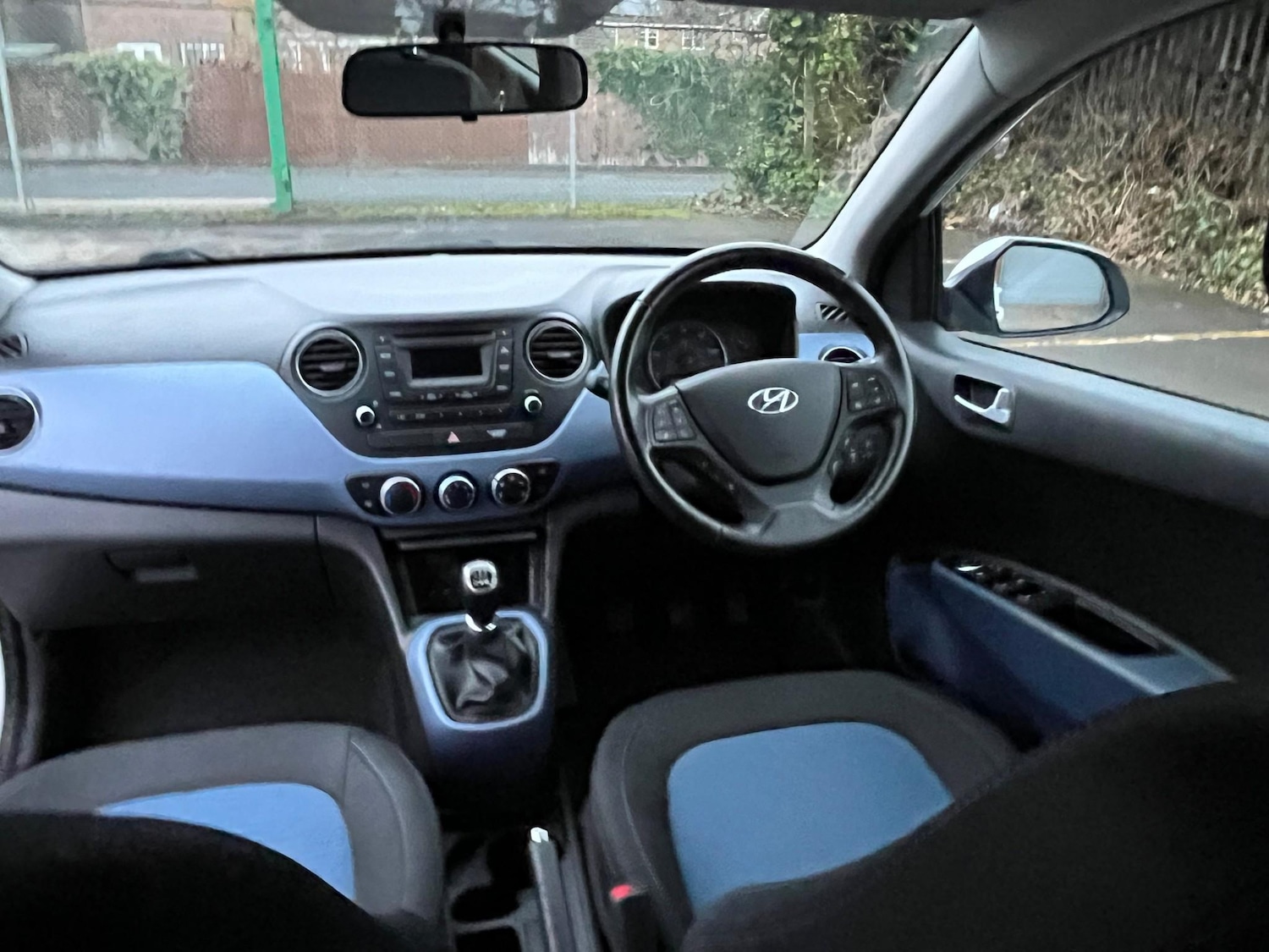 Used Hyundai i10 2016 for sale - 76641436: Photo 22