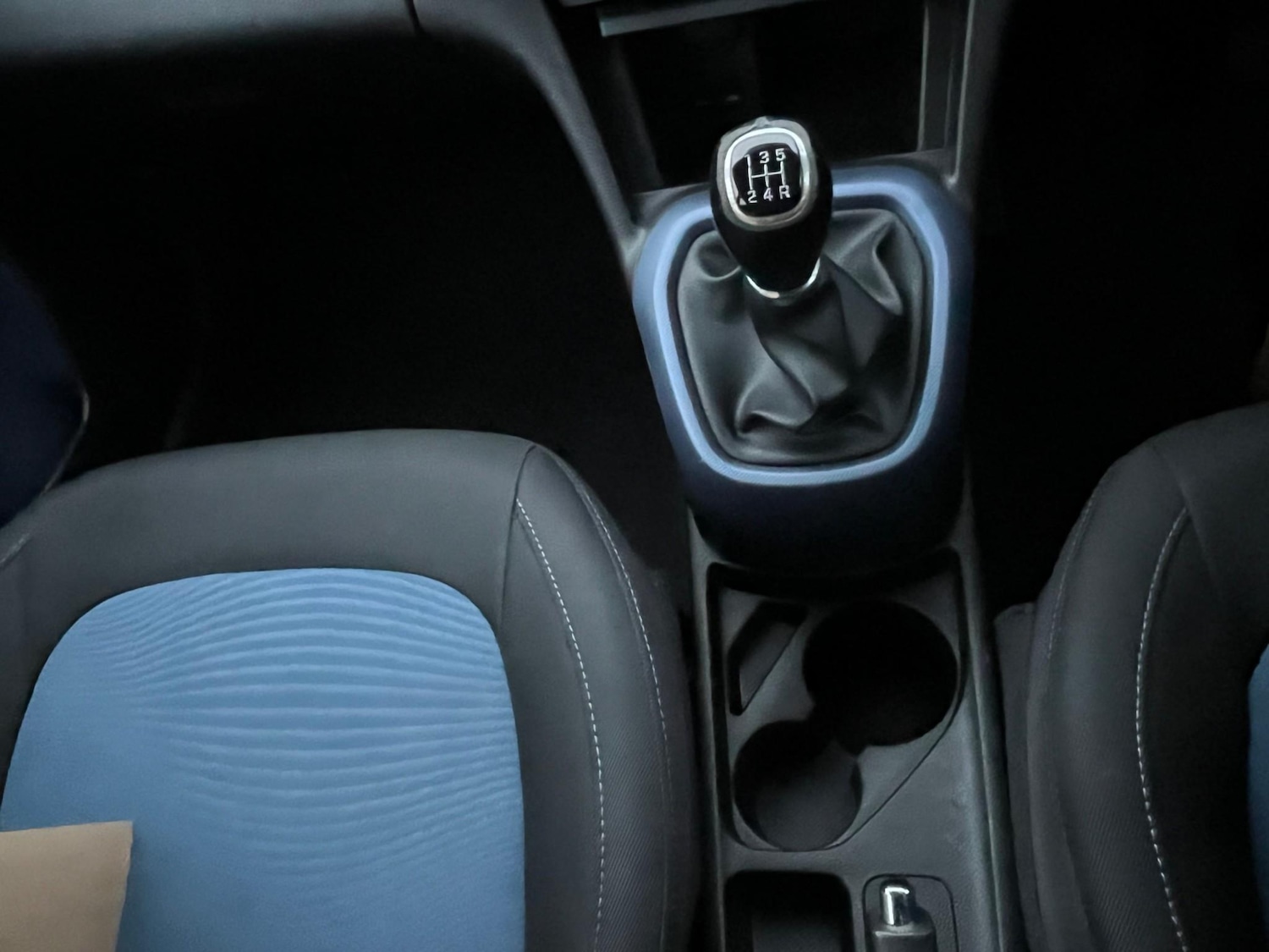 Used Hyundai i10 2016 for sale - 76641436: Photo 33