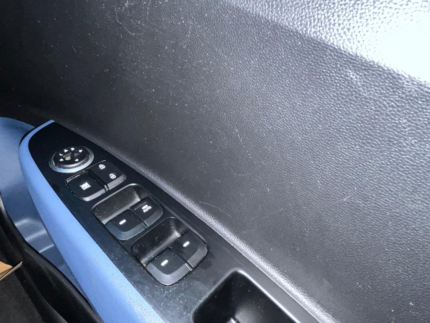 Used Hyundai i10 2016 for sale - 76641436: Photo 37