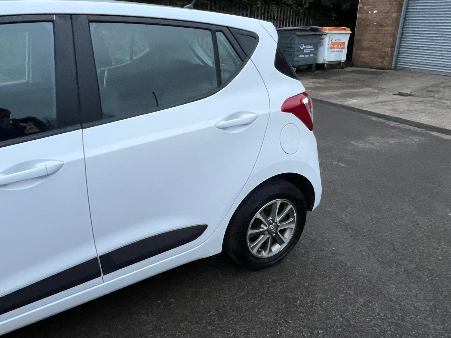 Used Hyundai i10 2016 for sale - 76641436: Photo 5