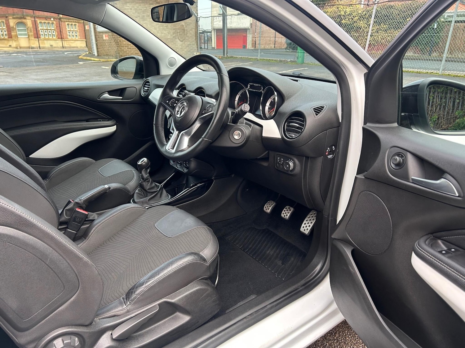 Used Vauxhall ADAM 2018 for sale - 77013830: Photo 16