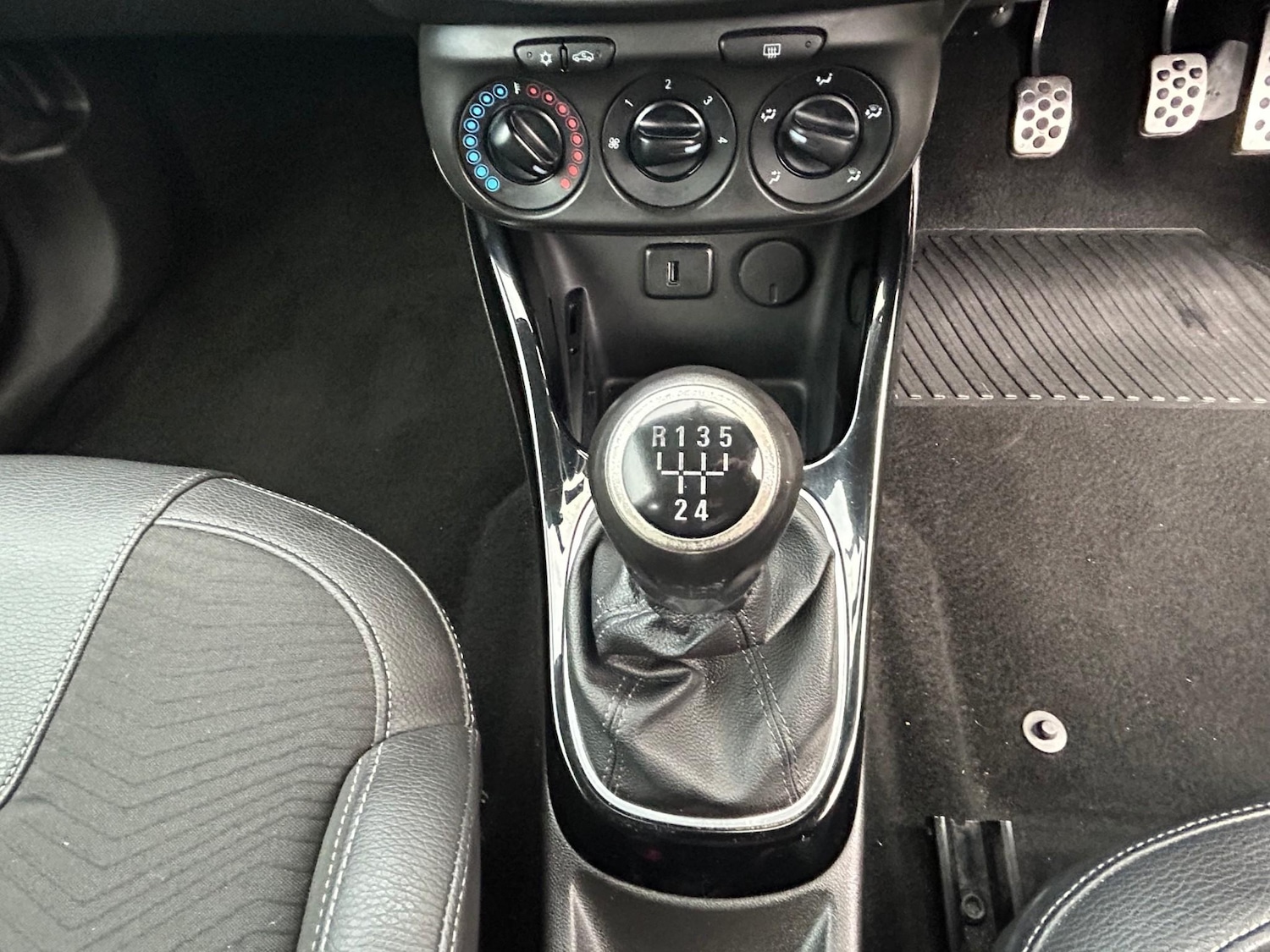 Used Vauxhall ADAM 2018 for sale - 77013830: Photo 27