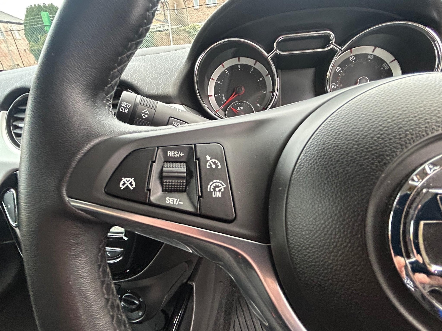 Used Vauxhall ADAM 2018 for sale - 77013830: Photo 32