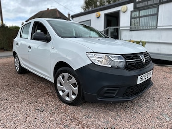 Used Dacia Sandero 2018 for sale - 76019469: Photo