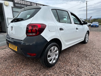 Used Dacia Sandero 2018 for sale - 76019469: Photo