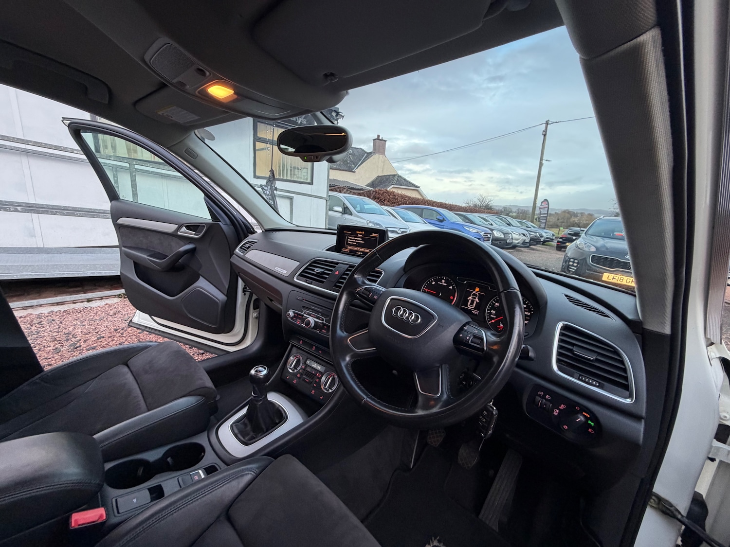 Used Audi Q3 2013 for sale - 76909300: Photo 14