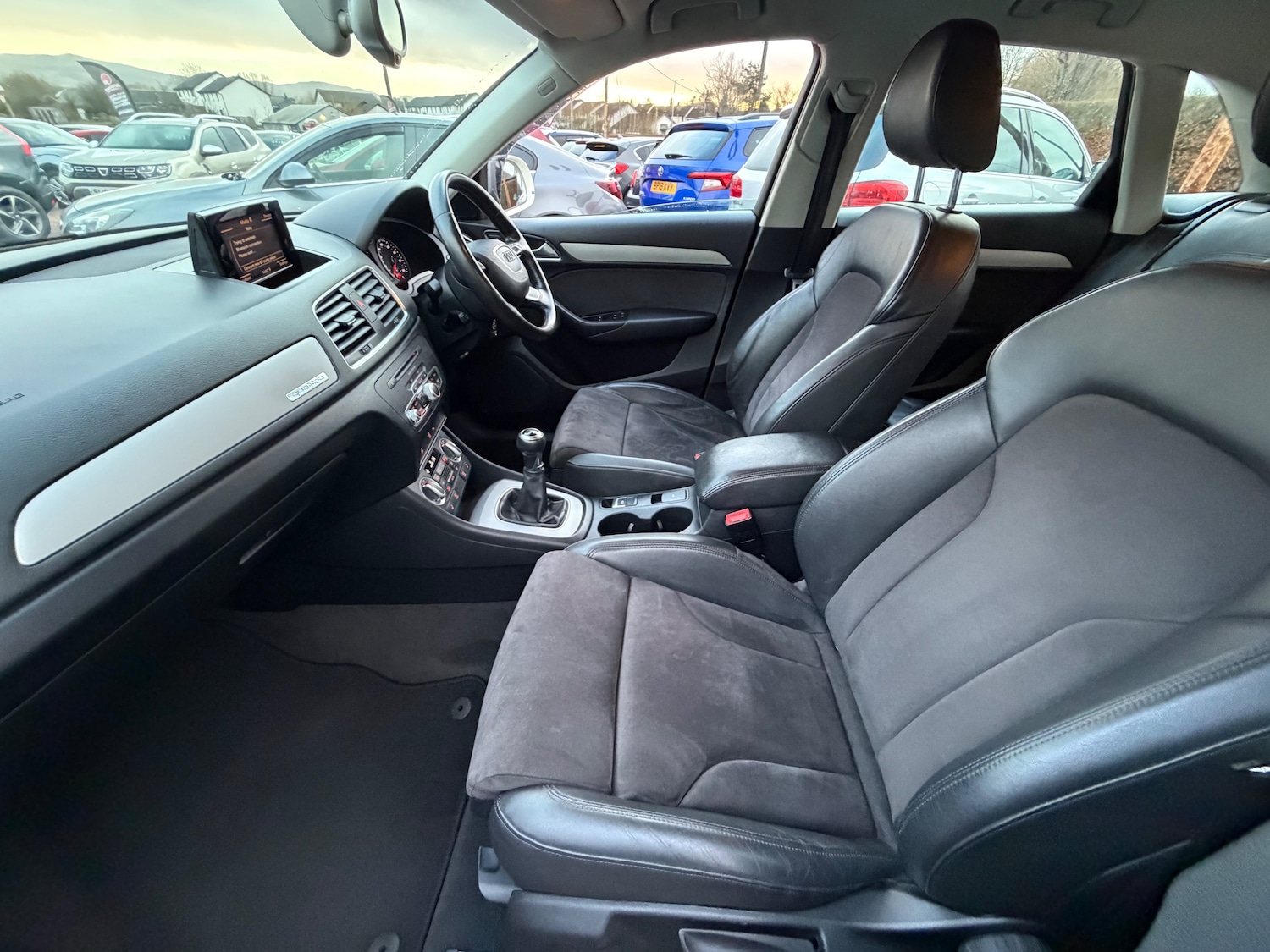 Used Audi Q3 2013 for sale - 76909300: Photo 25