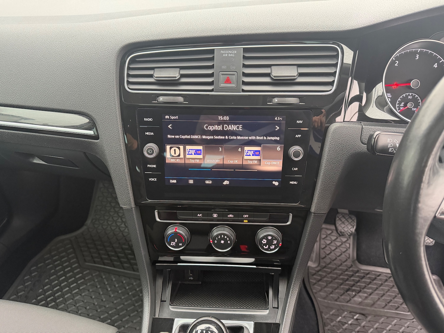 Used Volkswagen Golf 2017 for sale - 77520040: Photo 13