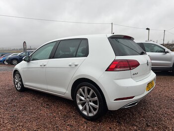 Used Volkswagen Golf 2017 for sale - 77520040: Photo