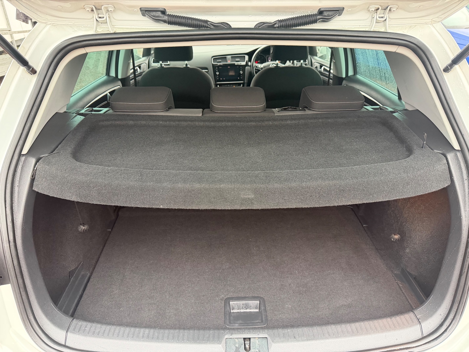 Used Volkswagen Golf 2017 for sale - 77520040: Photo 9