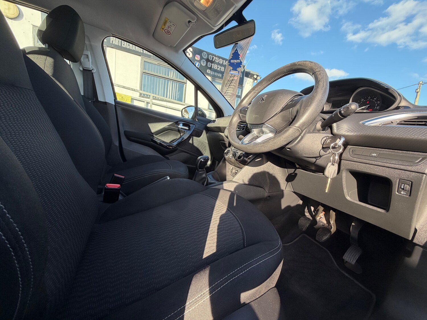 Used Peugeot 208 for sale - 77733428: Photo 17