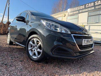 Used Peugeot 208 2019 for sale - 77733428: Photo