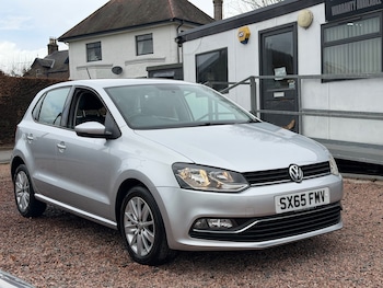Used Volkswagen Polo 2015 for sale - 78207028: Photo